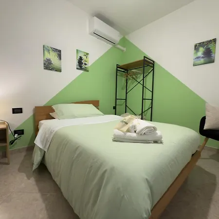 Cydonia Farm stay *