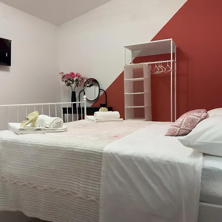 Cydonia Farm stay *